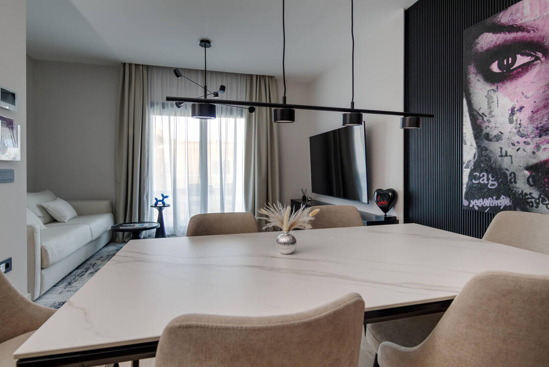 High-end and luxury furnishings in AZULIS.