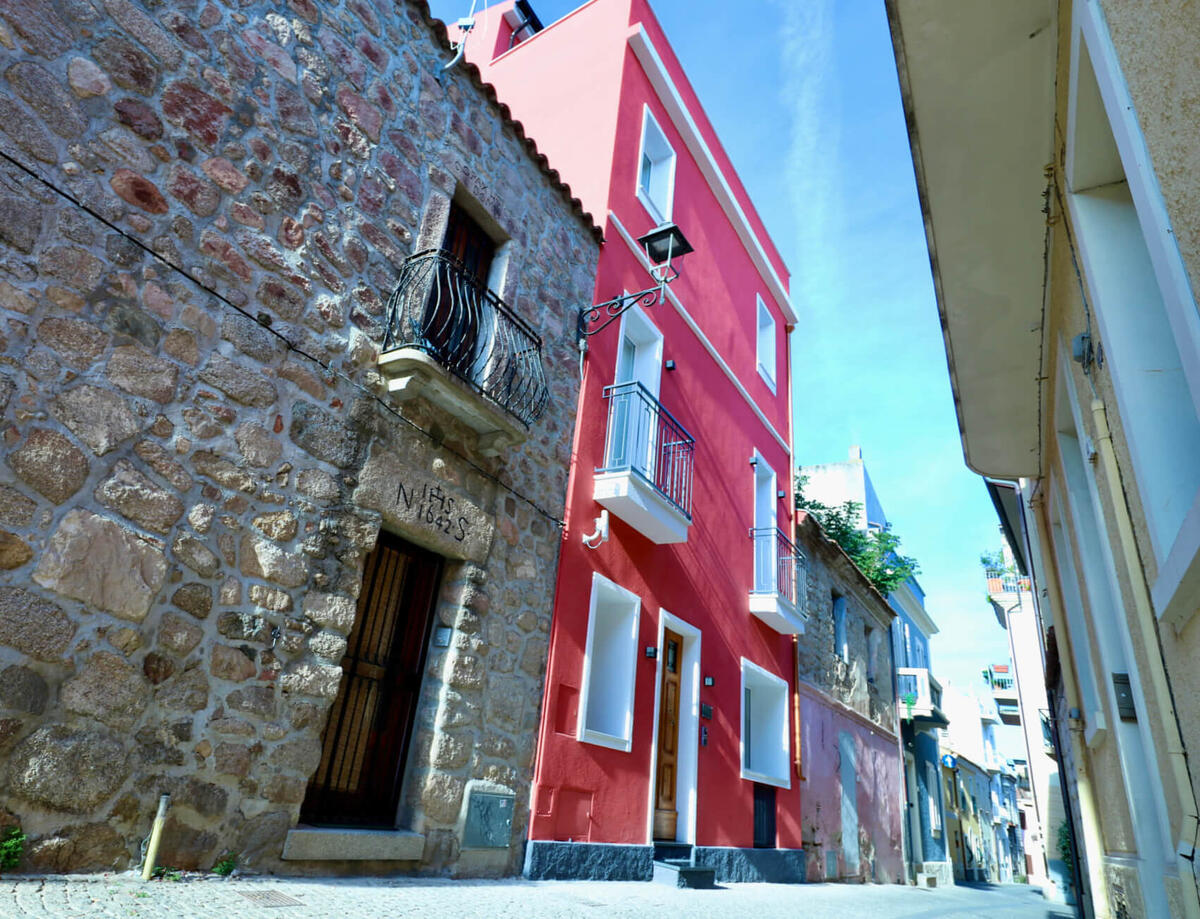 Luxurious 1-Bedroom Maisonette in Olbia